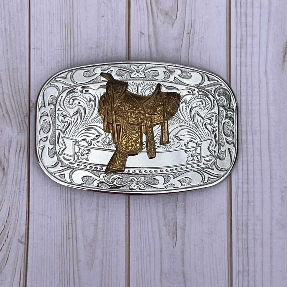 Silver tone Western Belt Buckle Horse Saddle Western Cowgirl